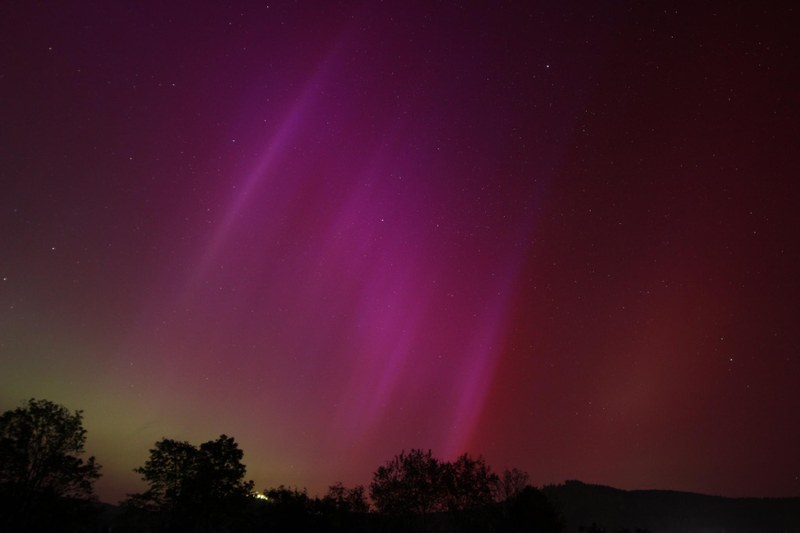 Polarlichter über dem Domberg in Suhl Polarlichter über dem Domberg in Suhl