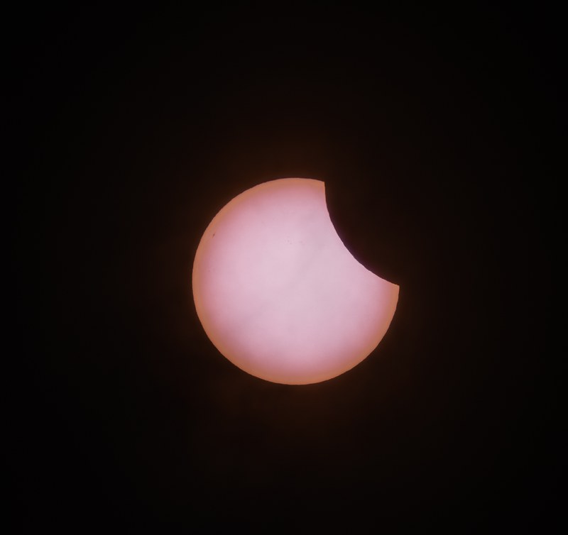 Partielle Sonnenfinsternis über Suhl: Ein himmlisches Spektakel für Groß und Klein Partielle Sonnenfinsternis über Suhl: Ein himmlisches Spektakel für Groß und Klein